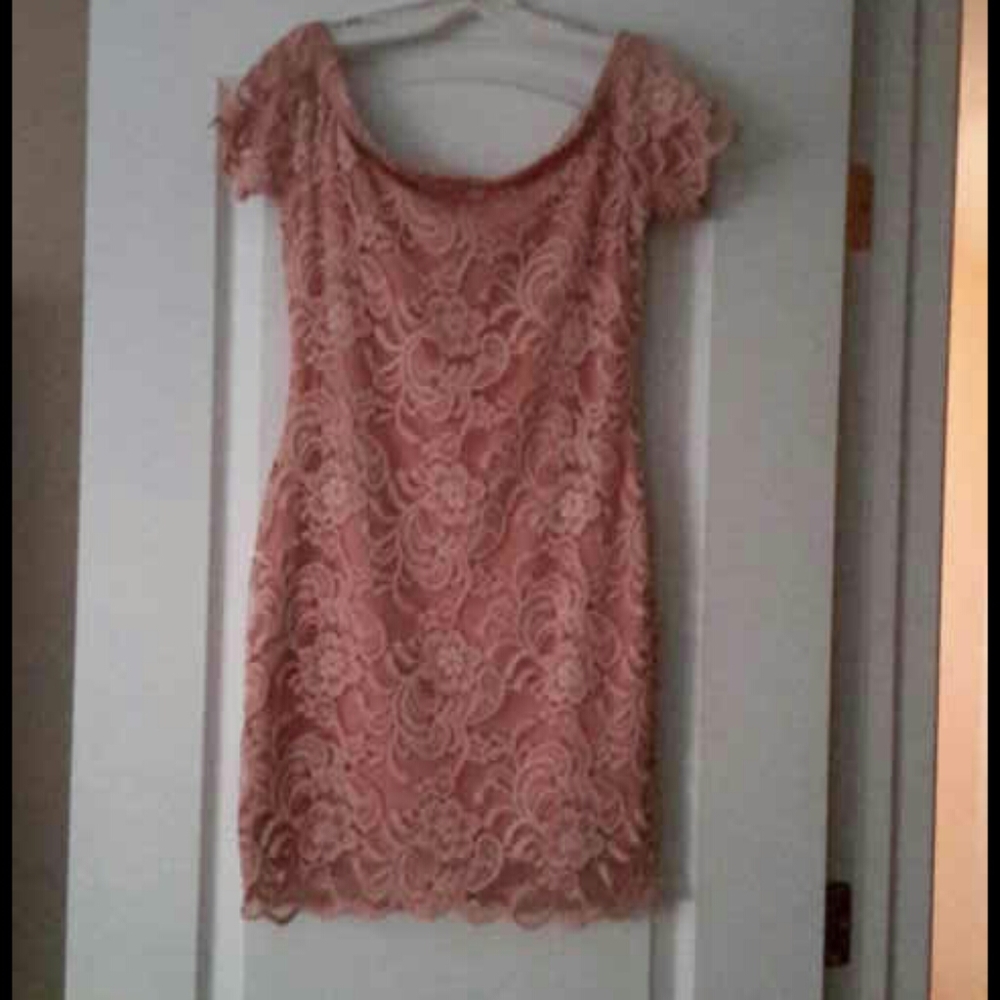 Off shoulder peach lace sheath